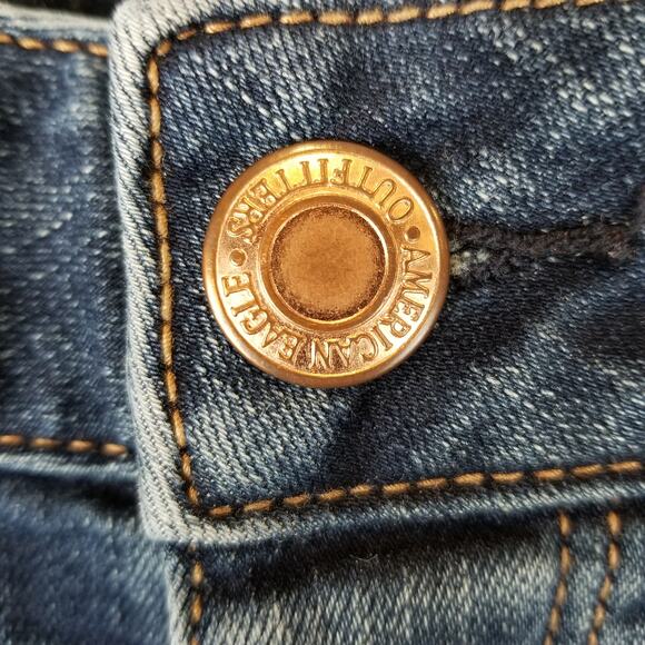 American Eagle Tomgirl Button Fly Distressed Jeans Size 4 - Picture 9 of 10